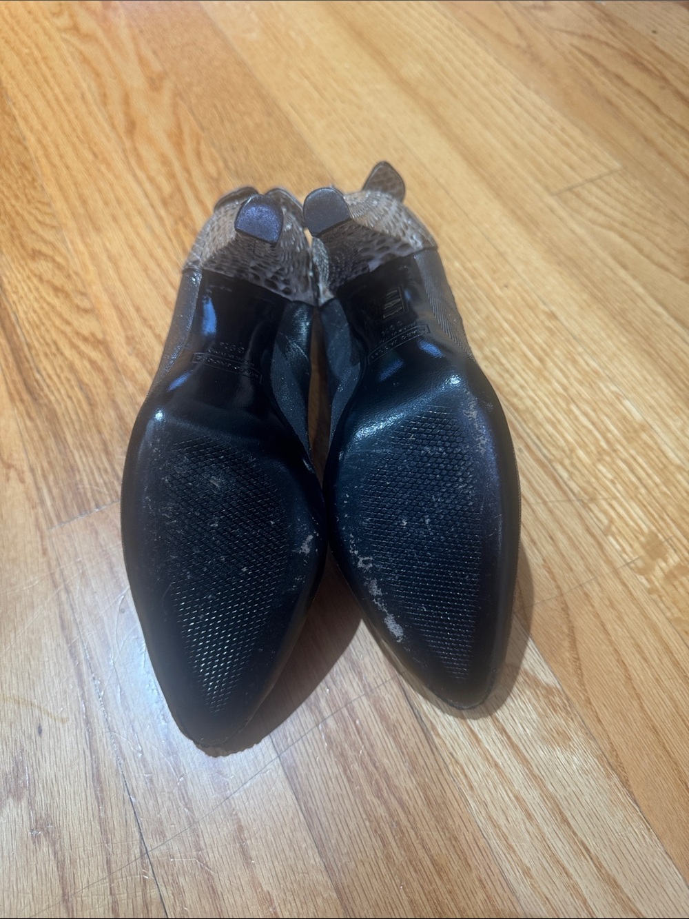 Marc Jacobs Women's Python/Leather Flower Accent Heels Size 39.5 = 9.5 US - Picture 5 of 5